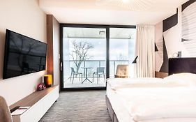 Vacationclub - Seaside Apartament 411